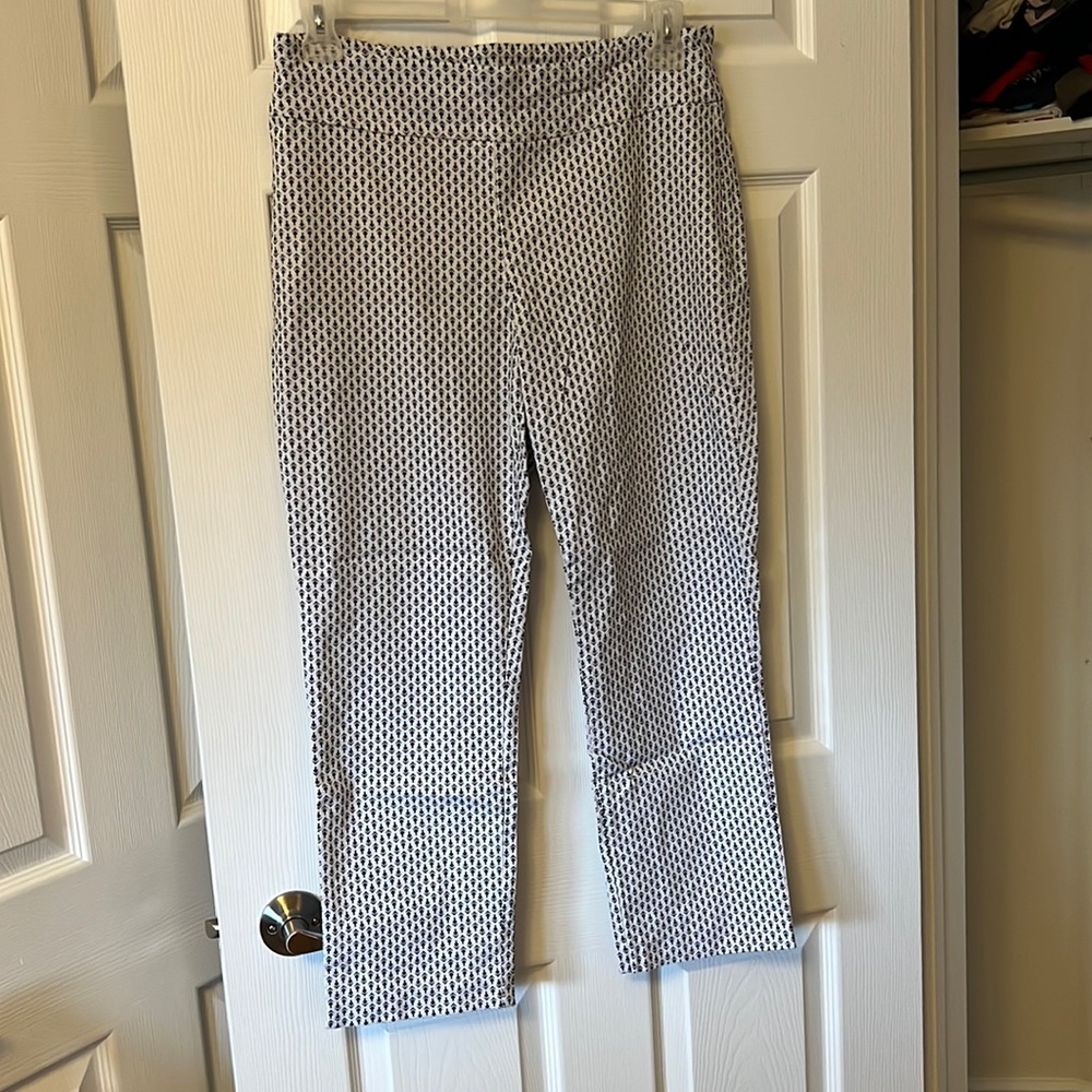 Black & White Cropped Ankle Pant - Plus Size 16
